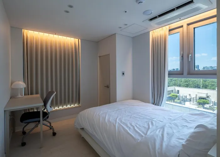 アパート Luxurious High-end Full Option 2 Min Walk From Seolleung Station ソウル特別市
